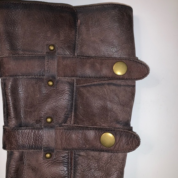 Two Lips Leather Riding Boots With Straps - Picture 6 of 8